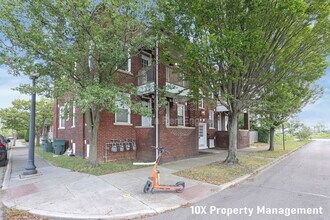 382 Carpenter St in Columbus, OH - Building Photo - Building Photo