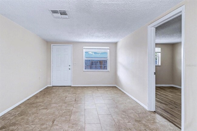 5439 Oceanic Rd in Holiday, FL - Building Photo - Building Photo