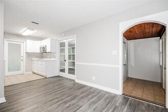7312 6th Ave N in St. Petersburg, FL - Building Photo - Building Photo