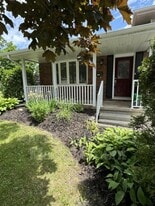 1326 Hopewell Ave in Peterborough, ON - Building Photo