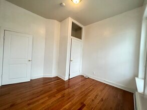 297 Forrest St, Unit 101 in Jersey City, NJ - Building Photo - Building Photo