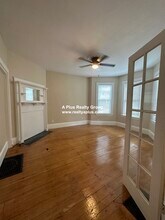 3243 Washington St, Unit #1 in Boston, MA - Building Photo - Building Photo