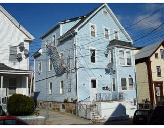 113-121 Austin St in New Bedford, MA - Building Photo - Building Photo