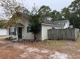 404 Beasley Rd in Wilmington, NC - Building Photo