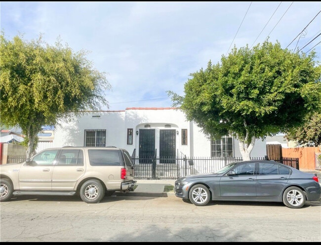 519 E Dayman St, Unit 521 Dayman