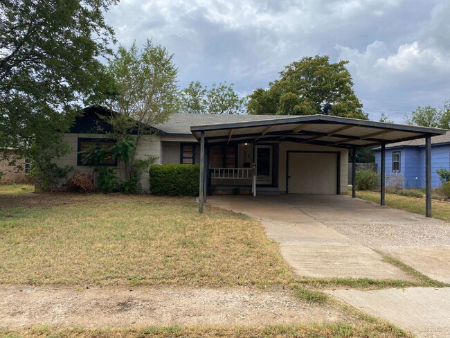 property at 4405 36th St