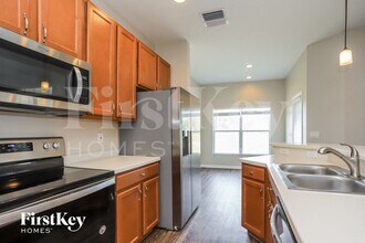 1144 Emerald Hill Way in Valrico, FL - Foto de edificio - Building Photo