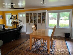 200 Nichols Dr in Greenville, NC - Building Photo - Building Photo