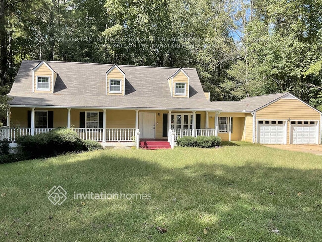 property at 3873 E Shiloh Ct NW