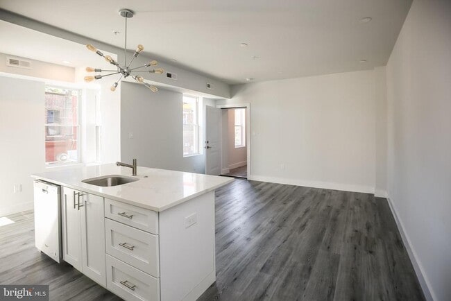 property at 537 N 35th St