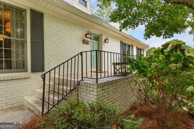 1375 Mosswood Ln SE in Smyrna, GA - Building Photo - Building Photo