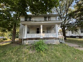 920 S Maffit St in Decatur, IL - Building Photo