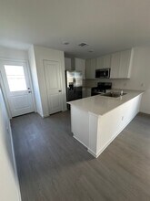 2423 Imperial Jade Dr in Rosharon, TX - Building Photo - Building Photo