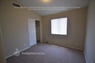 13817 W Bola Dr in Surprise, AZ - Building Photo - Building Photo