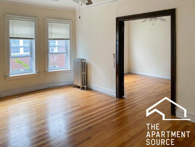 2008 W Foster Ave, Unit 2 in Chicago, IL - Building Photo - Building Photo