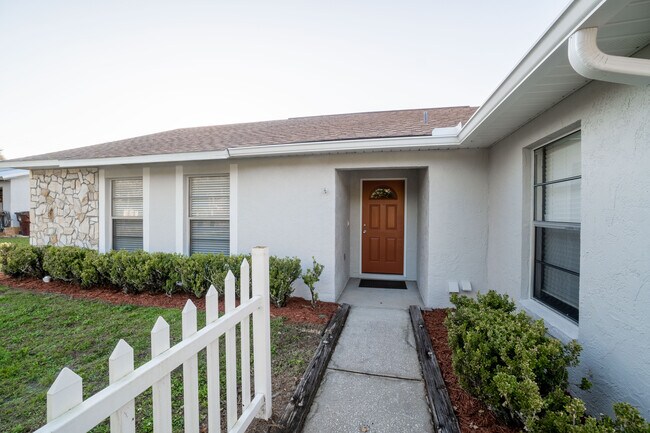 902 Whisler Ct in St. Cloud, FL - Building Photo - Building Photo
