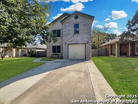 6734 Honeyridge Ln in San Antonio, TX - Building Photo
