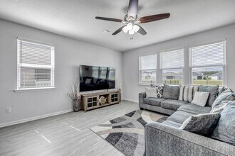 14402 Durbin Island Way in Jacksonville, FL - Building Photo - Building Photo