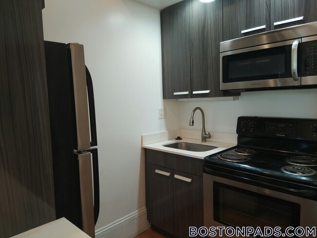 379 Commonwealth Ave