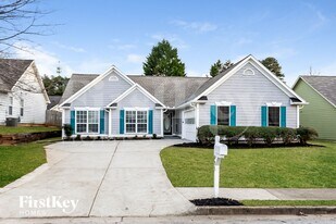 695 Avalon Forest Dr NW in Lawrenceville, GA - Building Photo