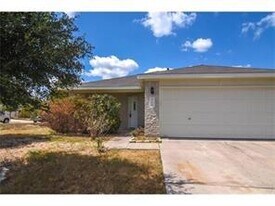 109 Mood Lake Dr in Kyle, TX - Building Photo