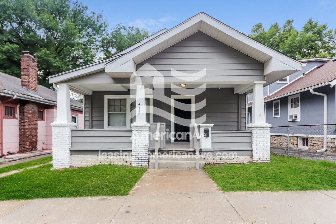 4432 Flora Ave in Kansas City, MO - Building Photo