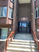 Abbey in Ann Arbor, MI - Building Photo - Building Photo