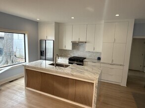 1073 Hemphill Ave NW in Atlanta, GA - Building Photo - Building Photo