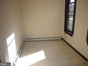 209 W Chestnut St-Unit -1 in West Chester, PA - Building Photo - Building Photo