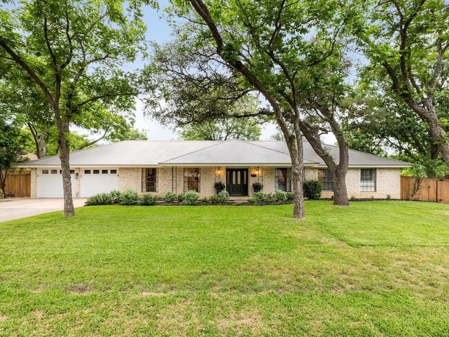 2300 Toulouse Dr in Austin, TX - Building Photo - Building Photo