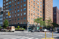 976-996 Lexington Ave in New York, NY - Building Photo - Building Photo