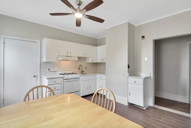 8 Dennison St, Unit 2