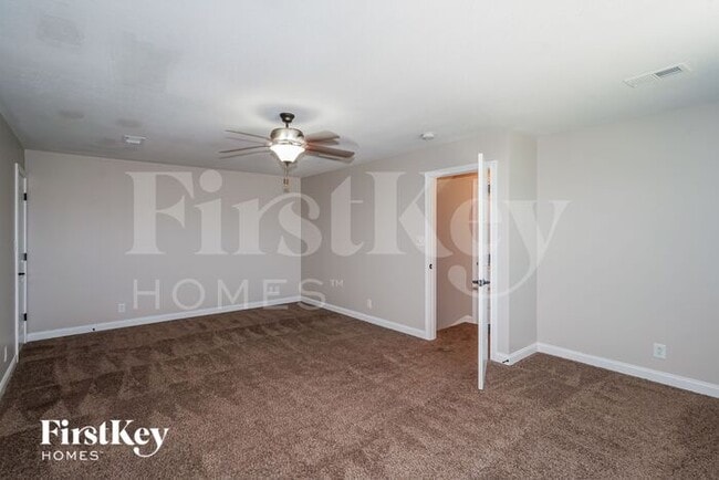 2060 Jackie Lorraine Drive in Clarksville, TN - Building Photo - Building Photo