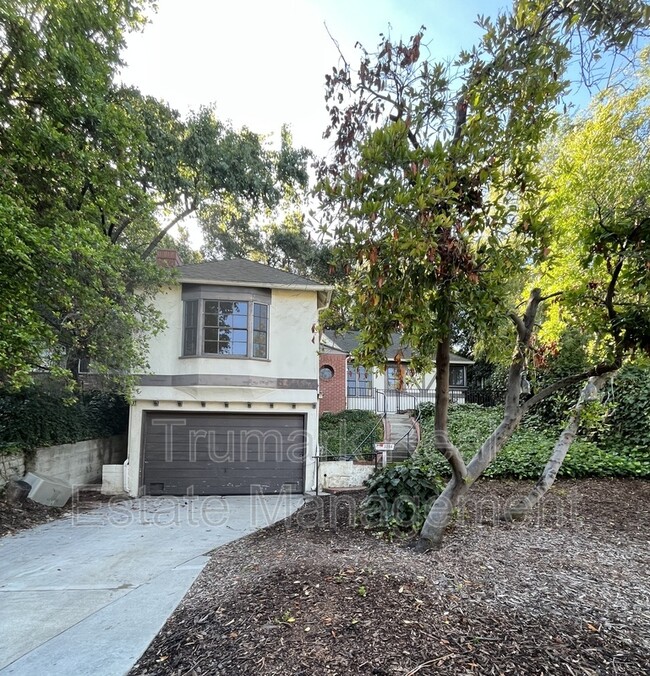 property at 3204 Vickers Dr
