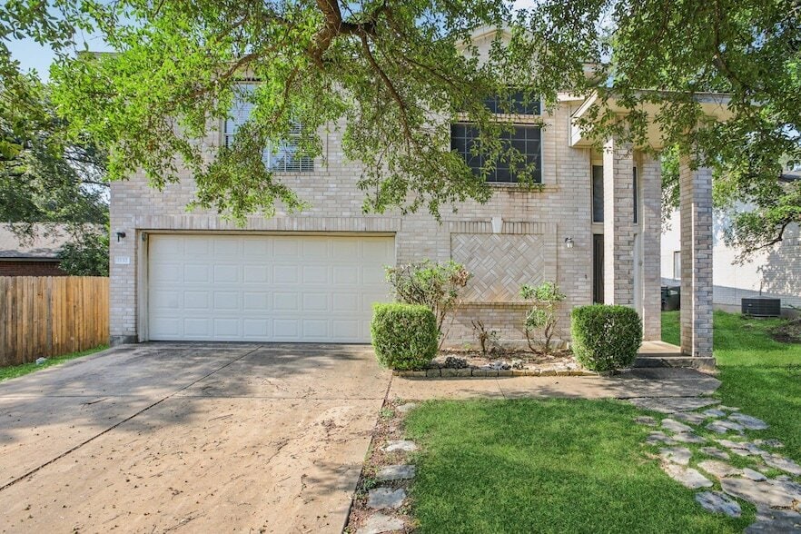 1132 Pine Portage Loop, Unit 1 in Leander, TX - Building Photo