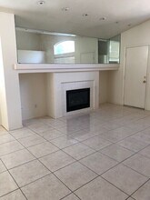 8008 Dinsmore Dr in Las Vegas, NV - Building Photo - Building Photo