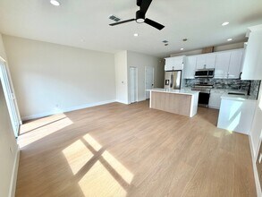 3614 Temple St in Tampa, FL - Foto de edificio - Building Photo