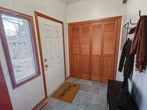 5212 Lincoln Way, Unit 2 in Ames, IA - Building Photo - Building Photo