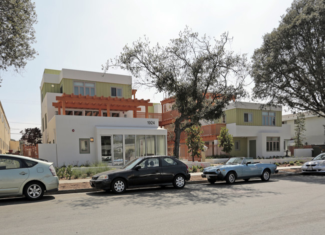 Fame Apartments in Santa Monica, CA - Foto de edificio - Building Photo