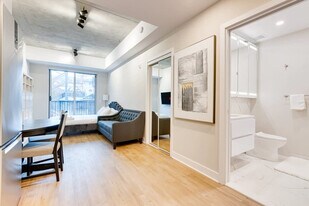 742 Rue William in Montréal, QC - Building Photo