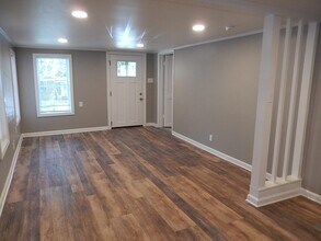 1529 Elberta Dr in Tallahassee, FL - Building Photo - Building Photo