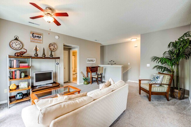 Grande Reserve at Geist in Indianapolis, IN - Building Photo - Building Photo