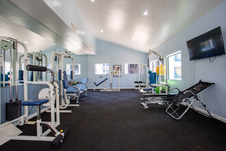 Peaks at Redington in Tucson, AZ - Building Photo - Interior Photo