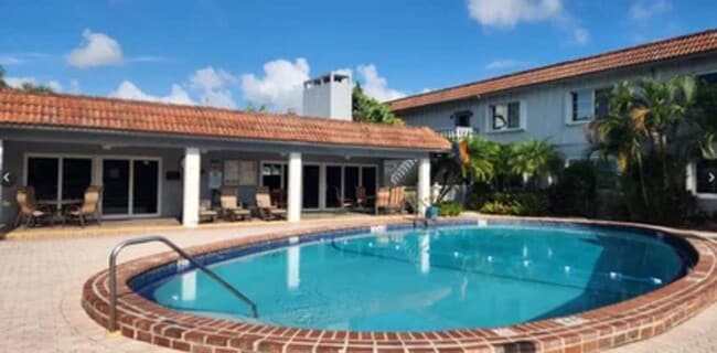 property at 649 W Oakland Park Blvd