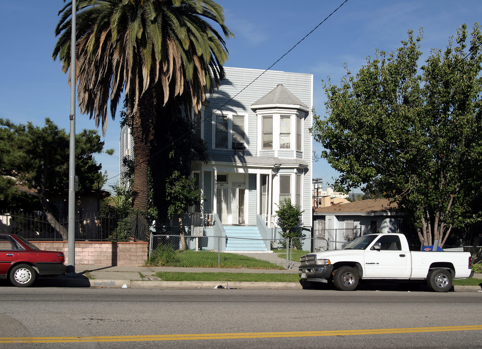 333 N Union Ave in Echo Park, CA - Foto de edificio