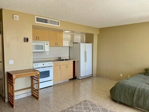 84-740-740 Kili Dr in Waianae, HI - Building Photo - Building Photo