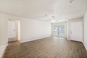 10506 Bounty Dr in San Antonio, TX - Building Photo - Building Photo