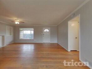 7420 East Pkwy in Sacramento, CA - Building Photo - Building Photo