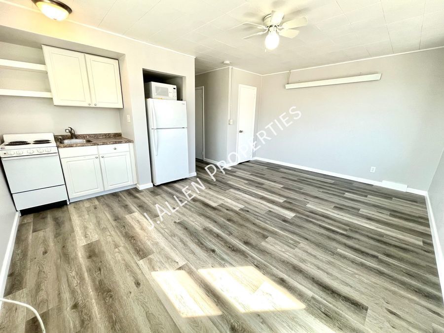 127 W Norfolk Ave in Norfolk, NE - Building Photo