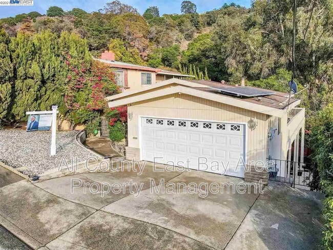 1740 Ganges Ave in El Cerrito, CA - Building Photo - Building Photo